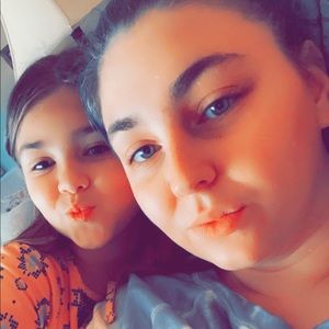 Meet your Posher, Kelsie